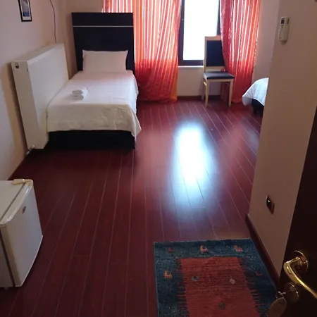 Ble Alb Hotell 4*